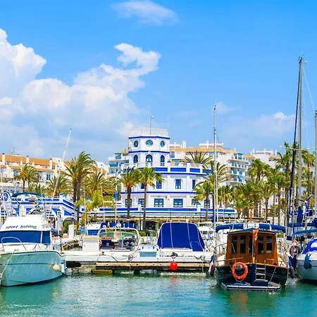 Apartment Modern 4-person With Pool & Indoor Parking Estepona