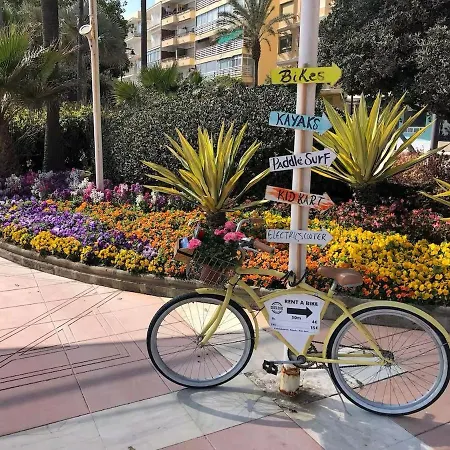 Modern 4-person With Pool & Indoor Parking Estepona